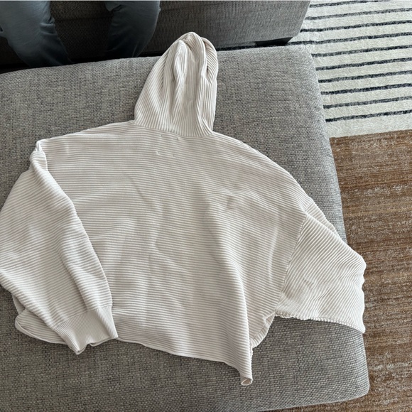 2 aerie Ribbed Hoodies in Cream and Black - Picture 7 of 10